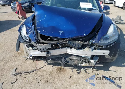 2018 Tesla Model 3 Long Range/Mid Range from USA, damaged, VIN 5YJ3E1EA6JF027065